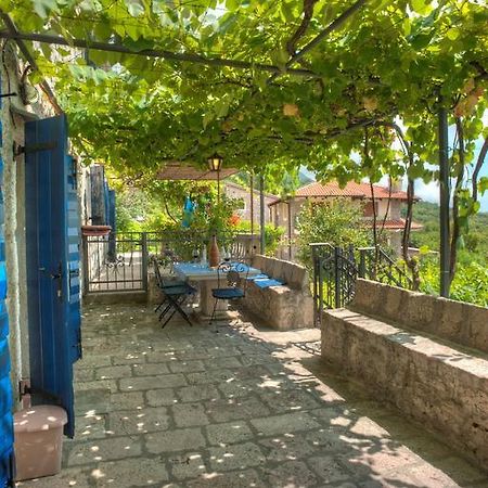 Holiday Home Neda Sveti Stefan Bilik gambar